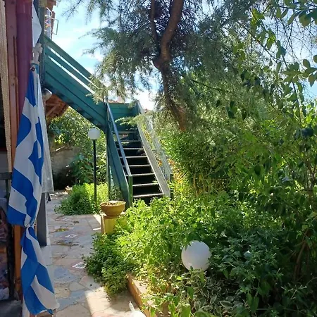 Handmade Peaceful Cozy House Near The Holiday home