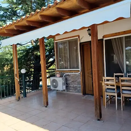 بيت للعطل Handmade Peaceful Cozy House Near The *