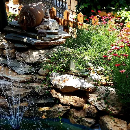 بيت للعطل Handmade Peaceful Cozy House Near The
